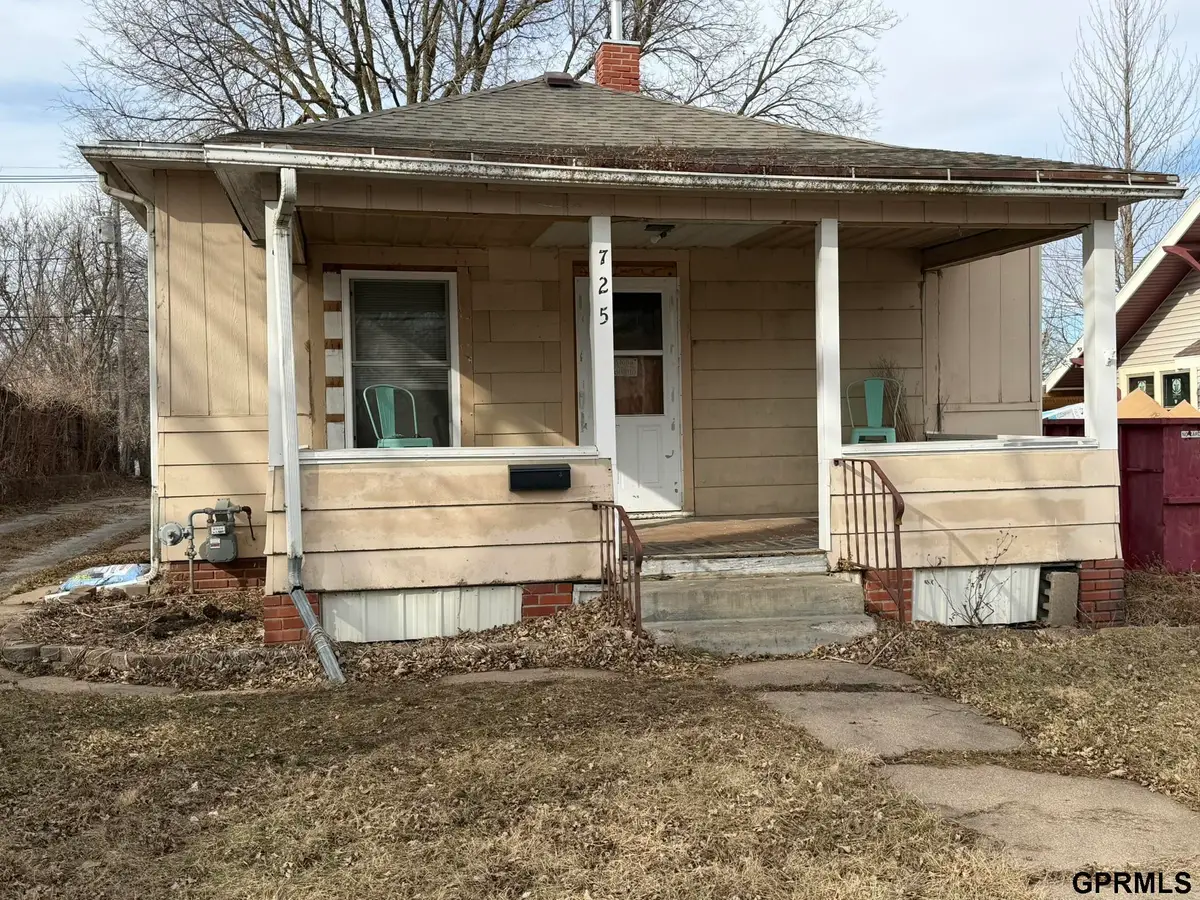 725 N 6th Street, Seward, NE 68434 - Image #1