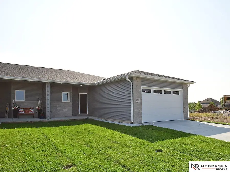 9434 Duckhorn Drive, Lincoln, NE 68526 - #2