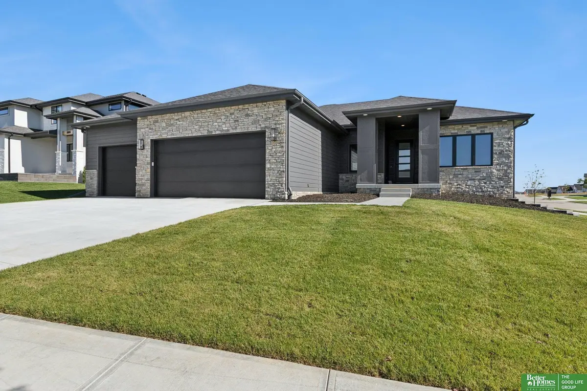 3321 S 212th Street, Elkhorn, NE 68022 - #1