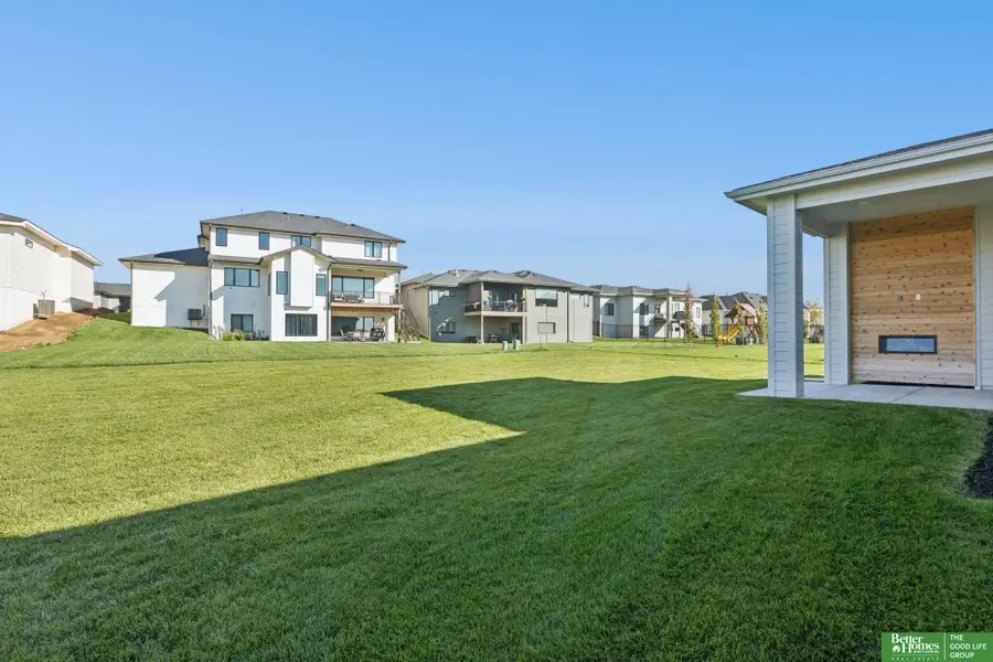 21056 Joseph Street, Elkhorn, NE 68022 - #3