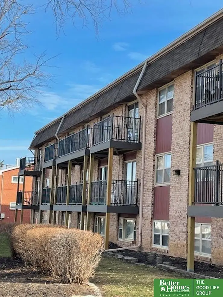 1367 S 76 Avenue, Omaha, NE 68124 - #2