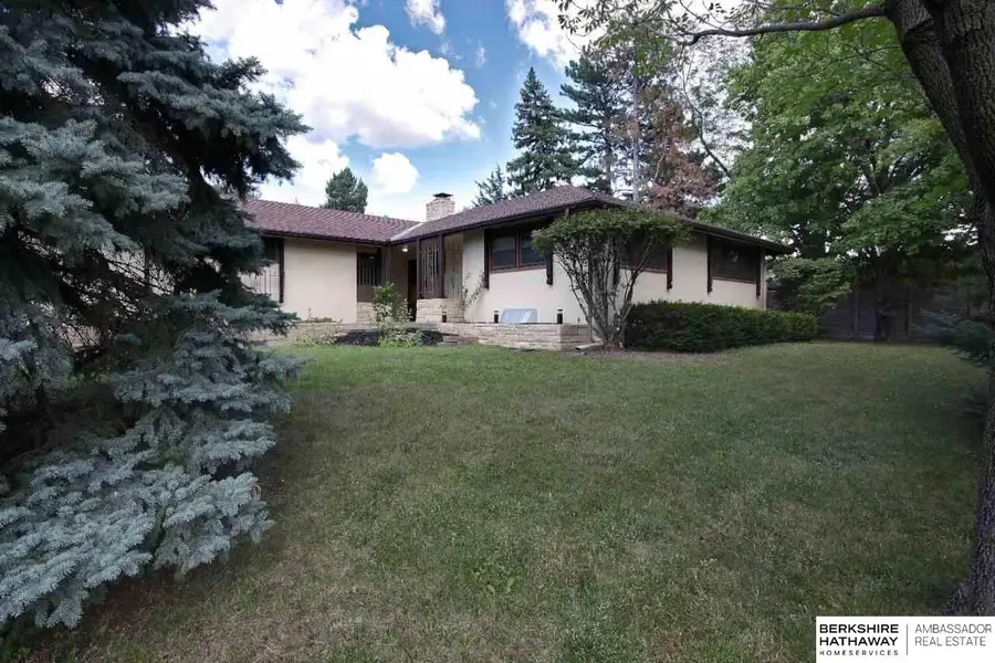 501 N 74th Street, Omaha, NE 68114 - #2