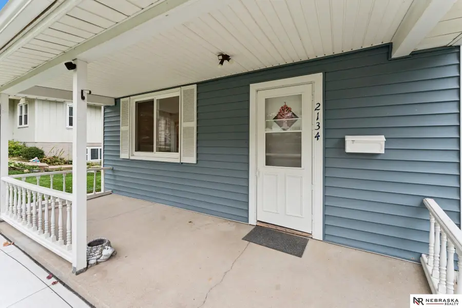 2134 S 35th Street, Omaha, NE 68105 - #3