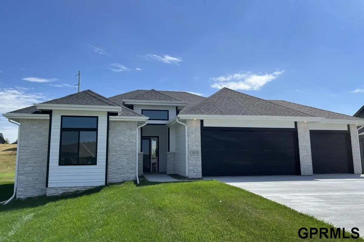 10812 S 219th Avenue, Gretna, NE 68028 - #1