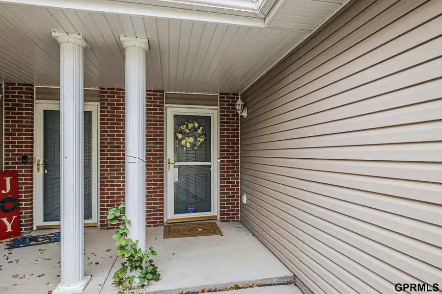 1606 N 175th Plaza, Omaha, NE 68118 - #3