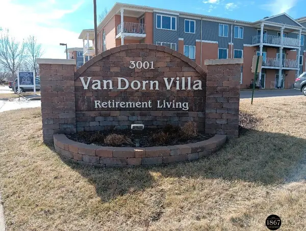 3001 S 51st Street Court #535, Lincoln, NE 68506