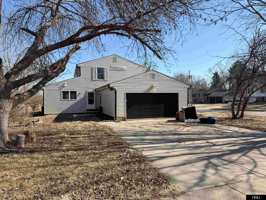 12820 Westwood Lane, Omaha, NE 68144 - #2