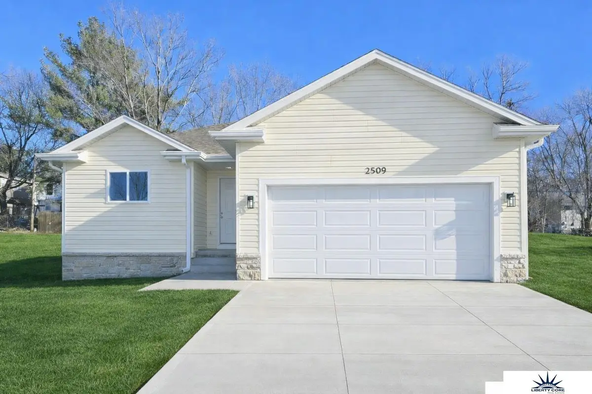 2509 N 71st Street, Omaha, NE 68104 - #1
