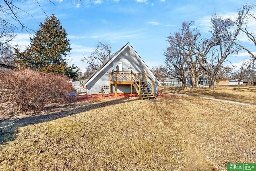 618 N 40 Street, Council Bluffs, IA 51501 - #2