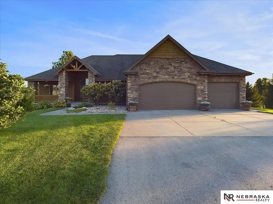 6541 Russell Emmett Court, Papillion, NE 68133 - #2
