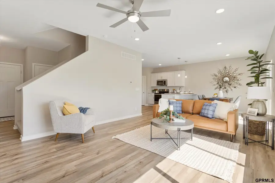 7932 N 93rd Street, Omaha, NE 68122 - #3