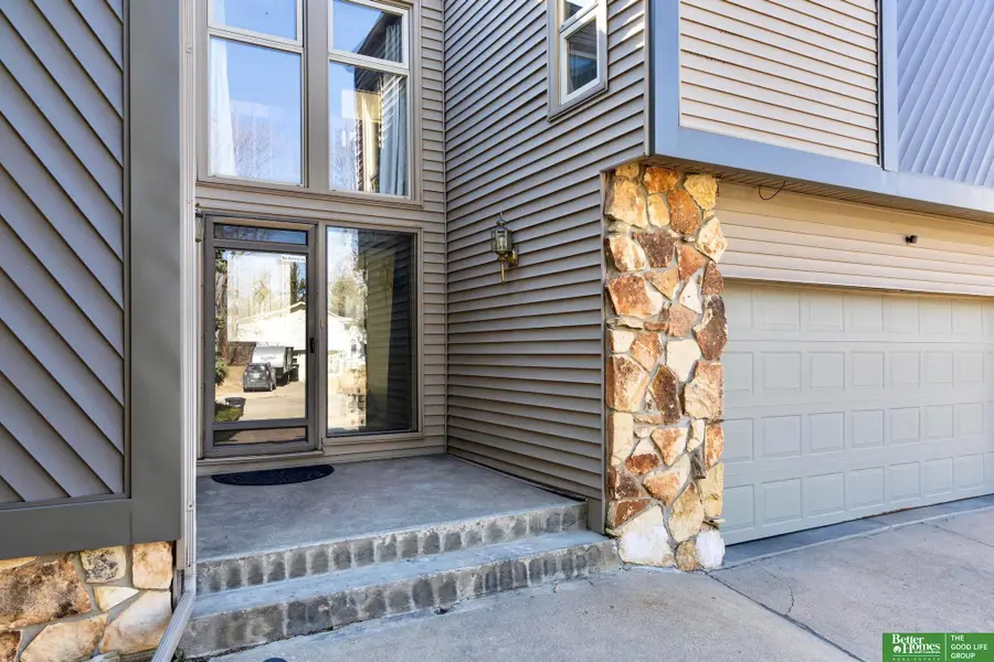 2334 N 113 Street, Omaha, NE 68164 - #2