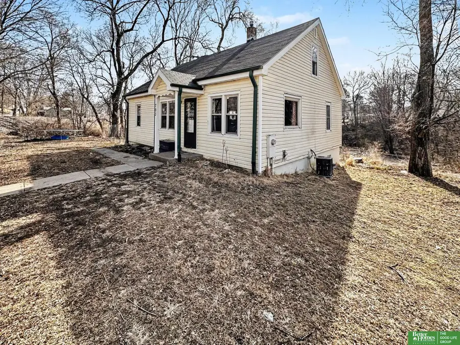 703 6th Avenue, Nebraska City, NE 68410 - #3