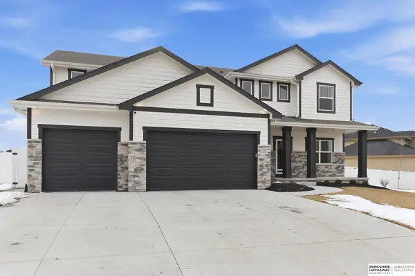 11907 Horizon Street, Papillion, NE 68046
