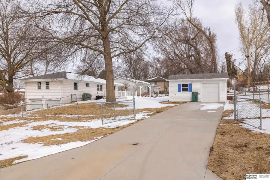 3707 N 86th Street, Omaha, NE 68134 - #2