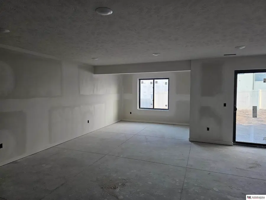 863 W Alameda Street, Lincoln, NE 68523 - #2