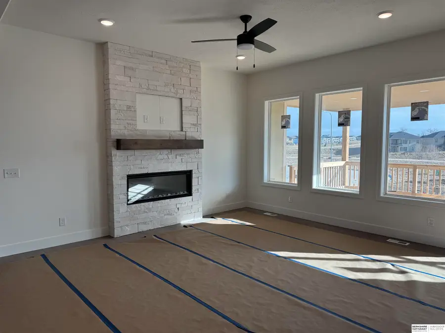 21417 Z Street, Elkhorn, NE 68022 - #3
