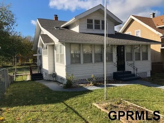 3076 S 34th Street, Omaha, NE 68105 - #2
