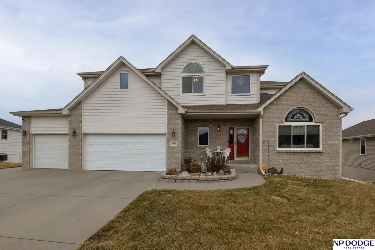 3242 Prairieview Drive, Lincoln, NE 68504 - #1