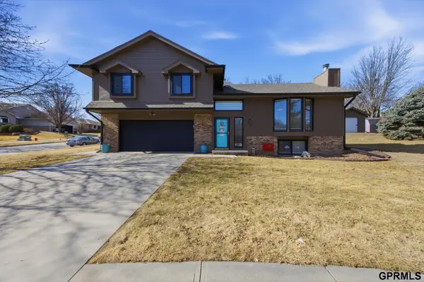 402 Maple Drive, Treynor, IA 51575