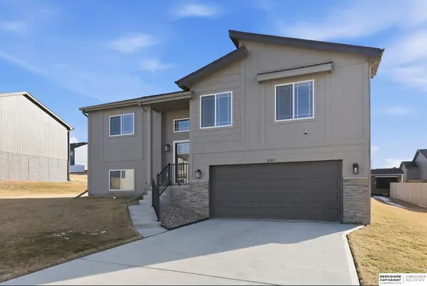 14707 S 18th Street, Bellevue, NE 68123