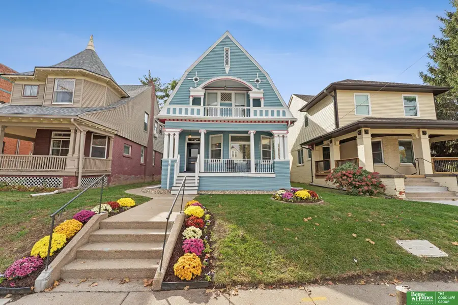 3017 Pacific Street, Omaha, NE 68105 - #2