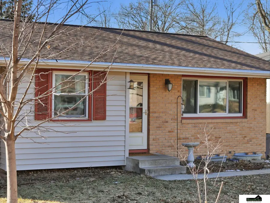 7311 Garland Street, Lincoln, NE 68505 - #2