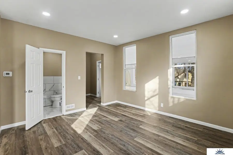 4518 N 36th Avenue, Omaha, NE 68111 - #2