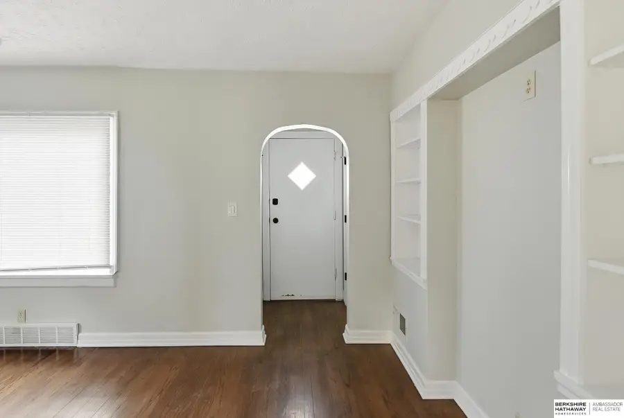 1020 S 31st Street, Omaha, NE 68105 - #3