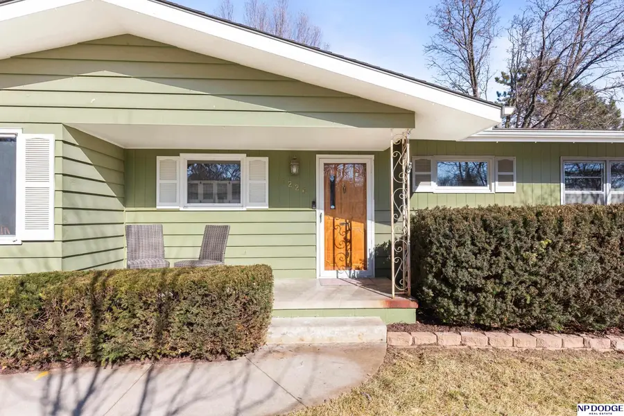 11226 Westover Road, Omaha, NE 68154 - #3