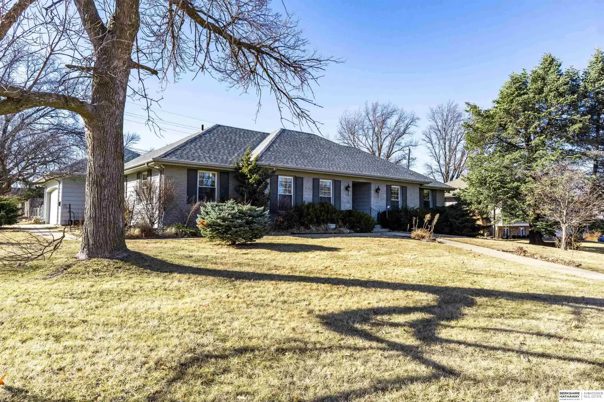 4908 N 103rd Street, Omaha, NE 68134 - #1