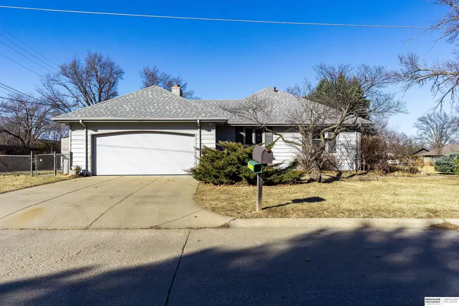 4908 N 103rd Street, Omaha, NE 68134 - #3