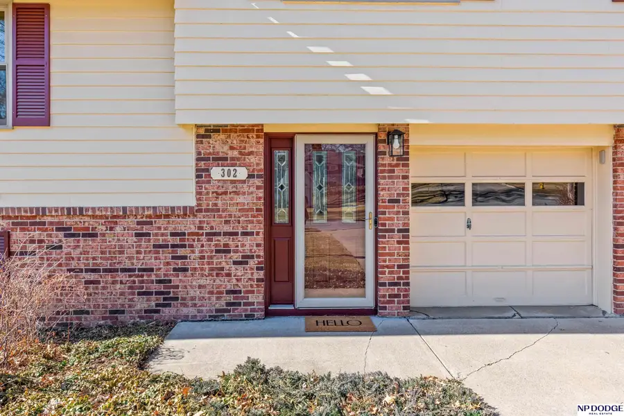 302 Kings Drive, Bellevue, NE 68005 - #3