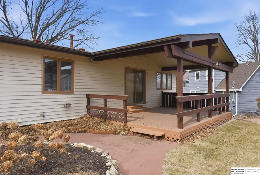 5015 N 103rd Street, Omaha, NE 68134 - #3