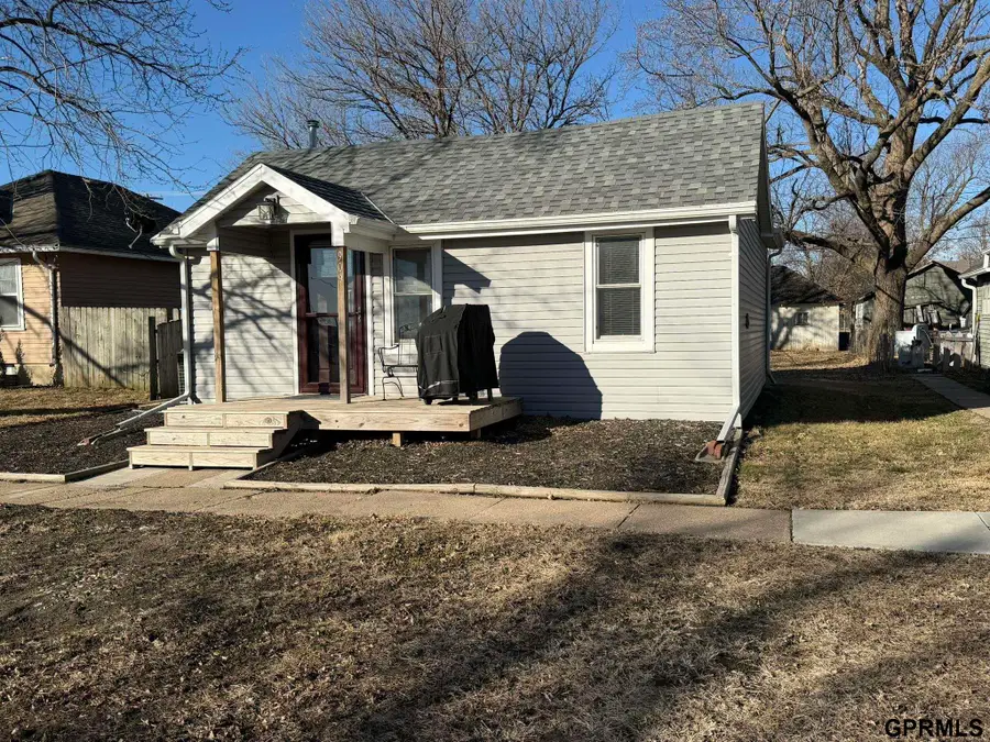 909 Fulton Avenue, Dorchester, NE 68343 - #2