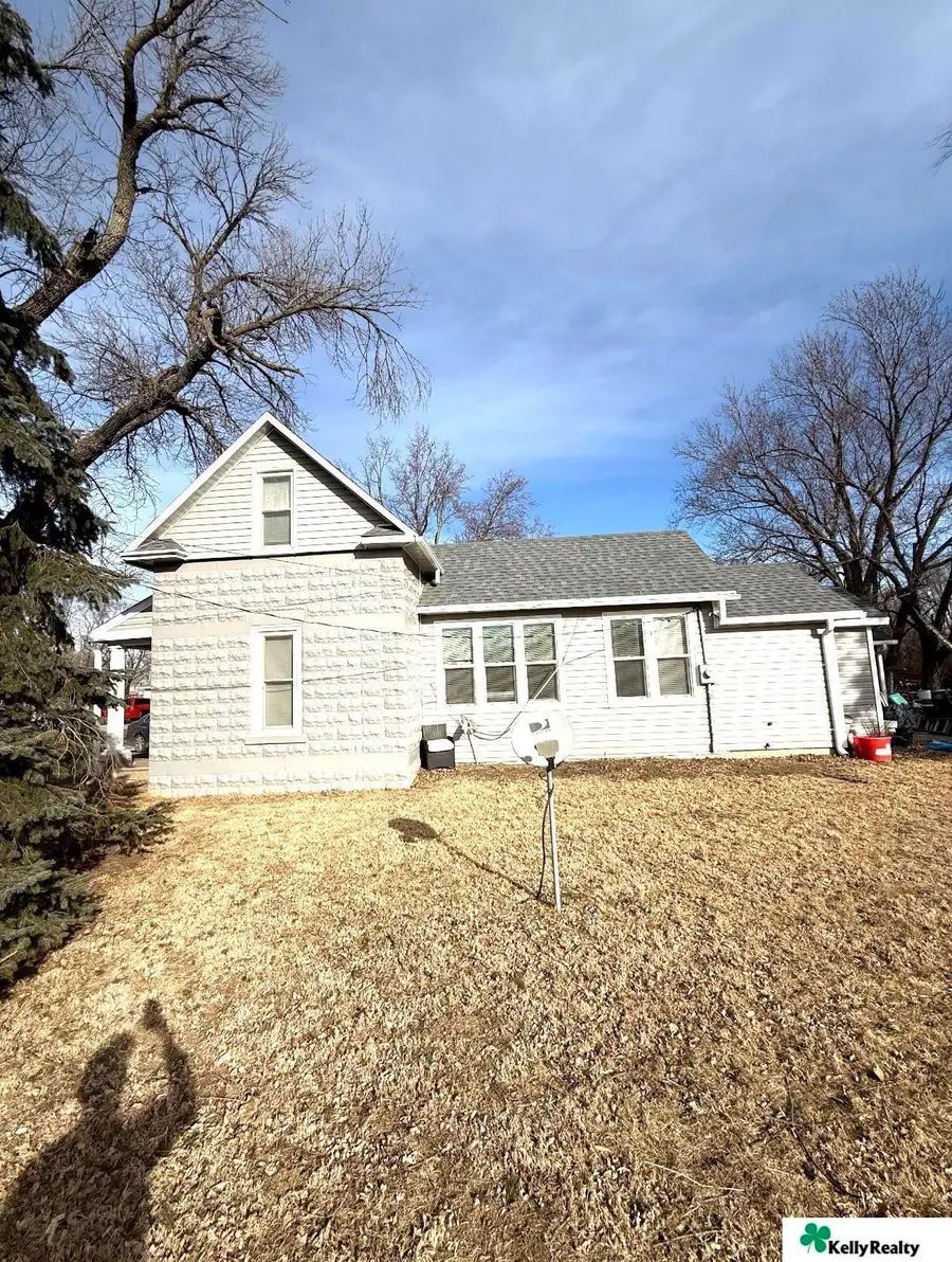 521 N Logan Avenue, Oakland, NE 68045 - #3