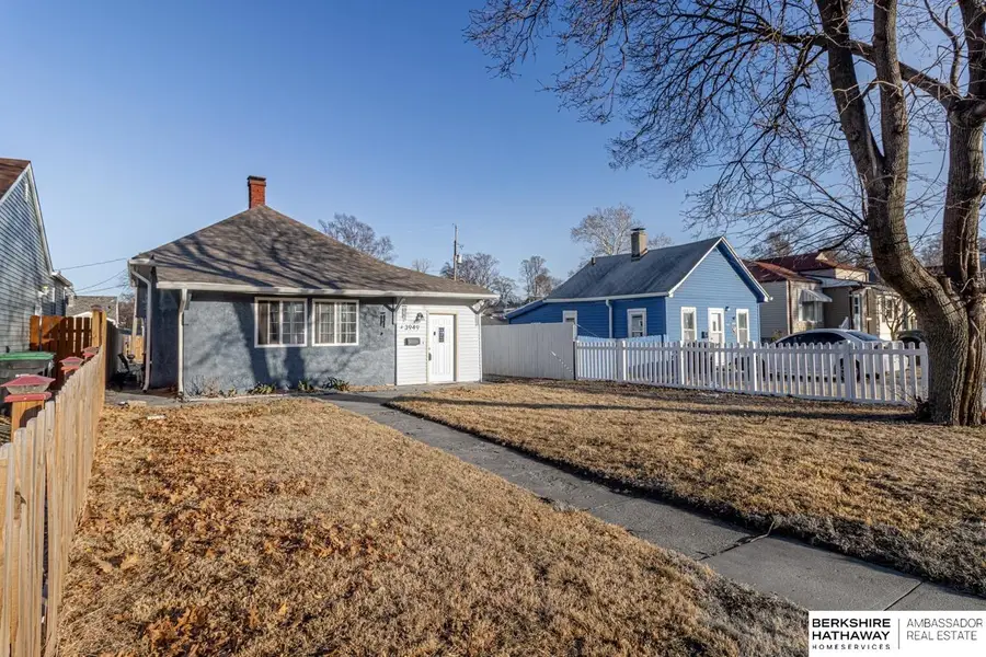 3949 N 36 Avenue, Omaha, NE 68111 - #2