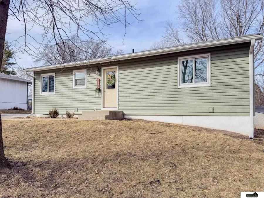 9530 Burton Street, Lincoln, NE 68526 - #2