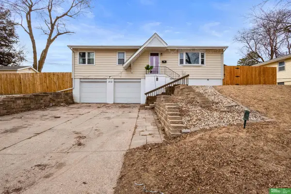 1712 Pelton Avenue, Bellevue, NE 68005