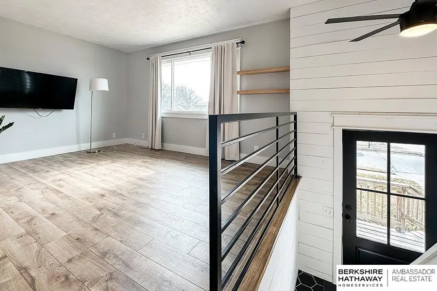 3312 37th Avenue, Council Bluffs, IA 51501 - #3