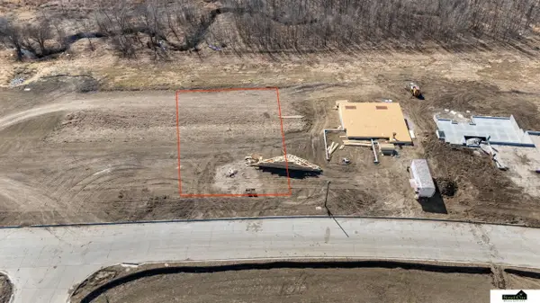 9557 Elm Creek Road, Lincoln, NE 68520