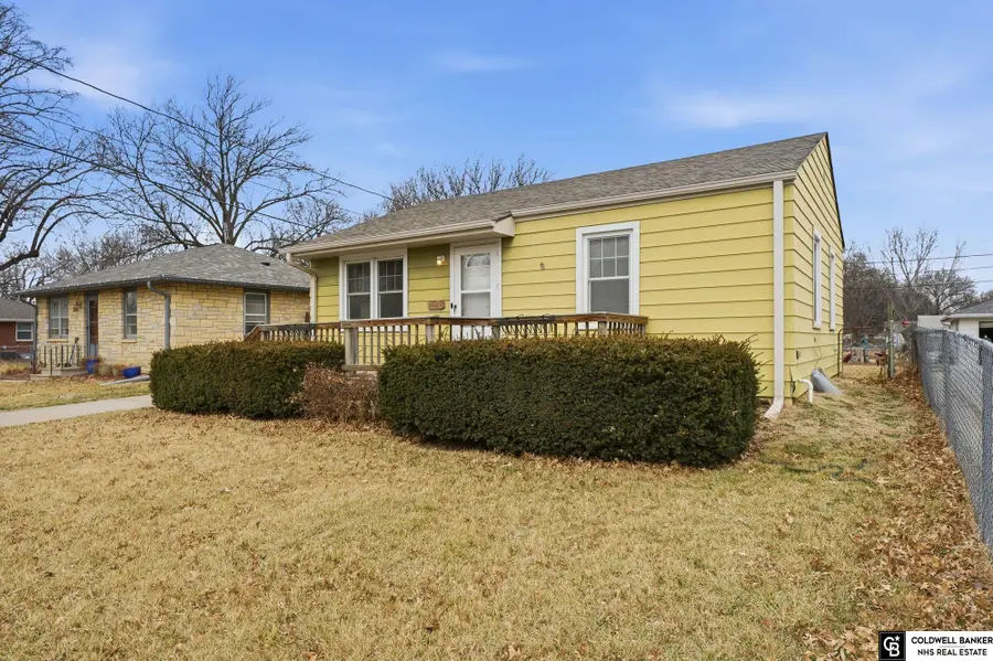 5220 Gladstone Street, Lincoln, NE 68504 - #3