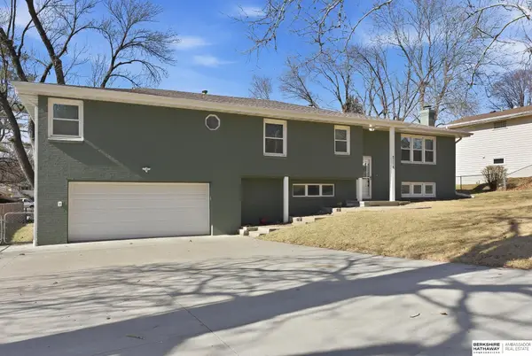 2116 S 121st Street, Omaha, NE 68144