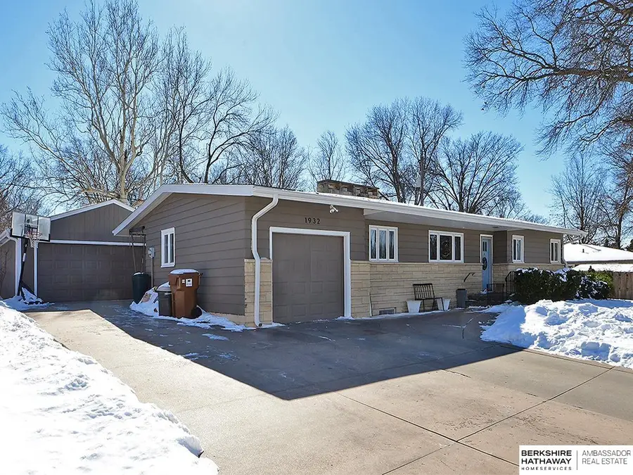 1932 Monterey Drive, Lincoln, NE 68506 - #2