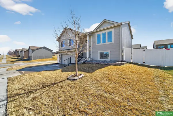 16601 Hanover Street, Bennington, NE 68007