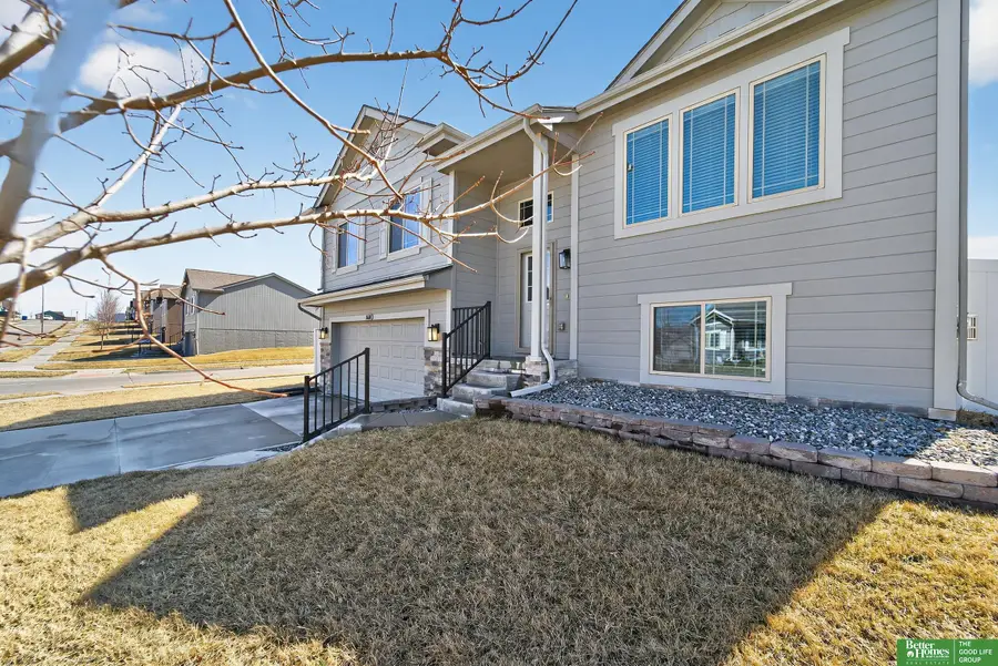 16601 Hanover Street, Bennington, NE 68007 - #2