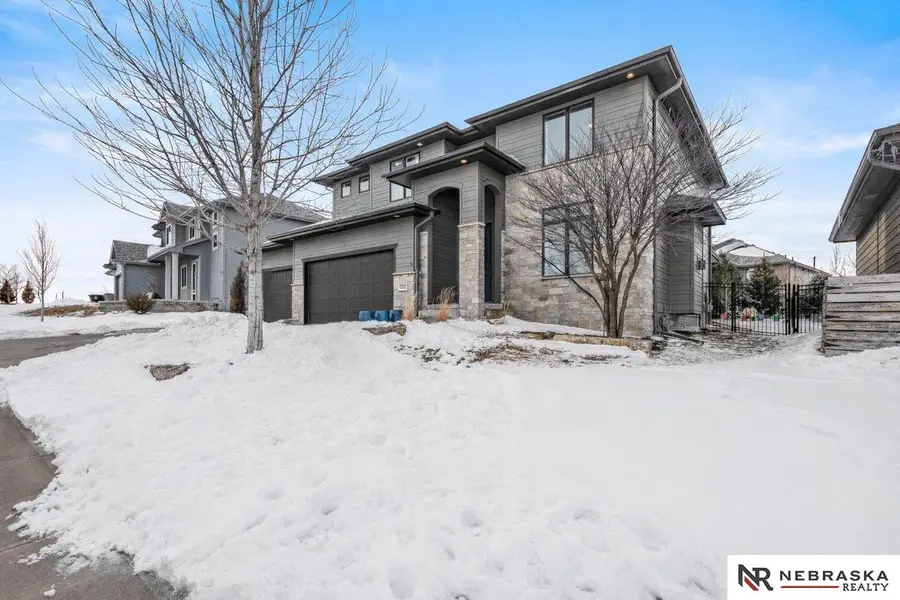 7322 N 168th Avenue, Bennington, NE 68007 - #2