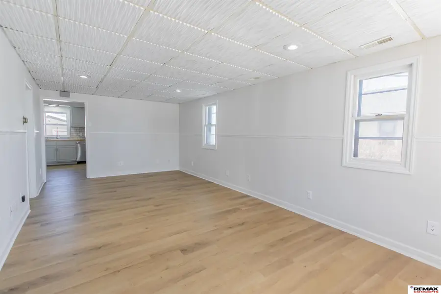 530 W Ella Street, Beatrice, NE 68301 - #2