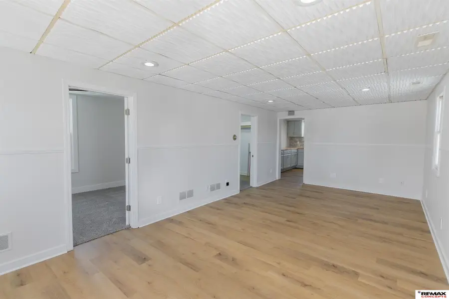 530 W Ella Street, Beatrice, NE 68301 - #3