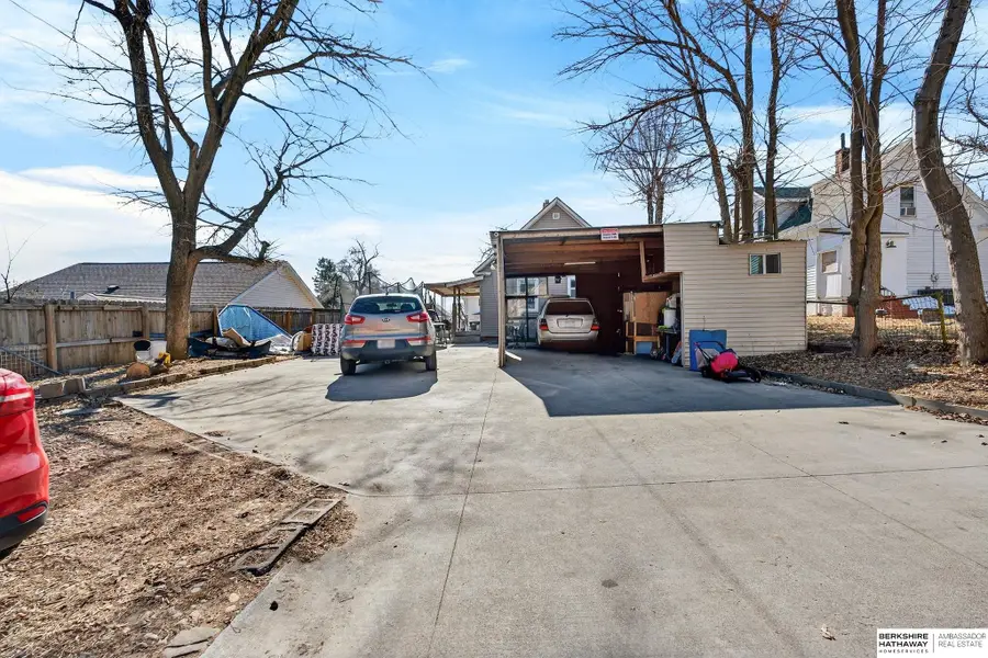 3220 Seward Street, Omaha, NE 68111 - #2